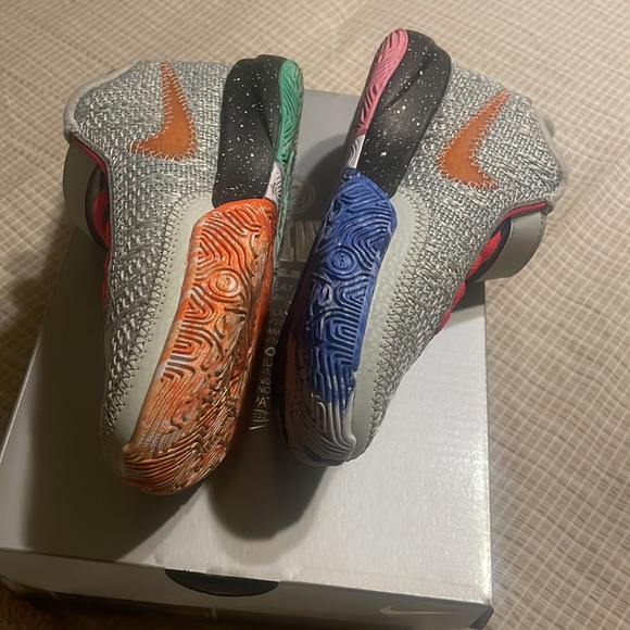 SOLD - Picture 4 of 4